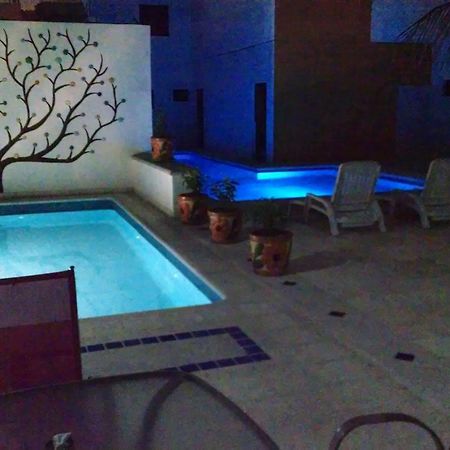 Mexicasa Cancun Hostel Канкун Екстер'єр фото