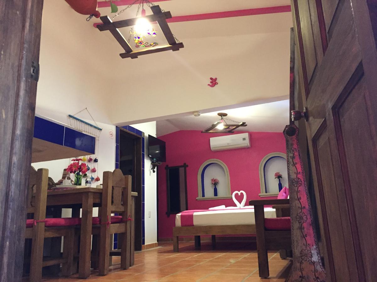 Mexicasa Cancun Hostel Канкун Екстер'єр фото