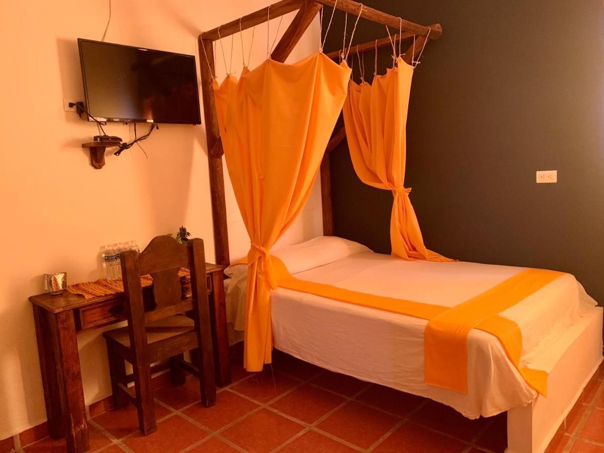 Mexicasa Cancun Hostel Канкун Екстер'єр фото